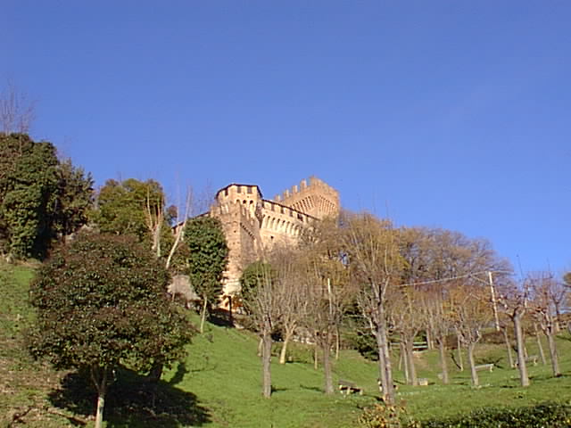 PhotoPC sabato 30 dicembre 2000 18.22 11.jpg, 52401 bytes, 30/12/00